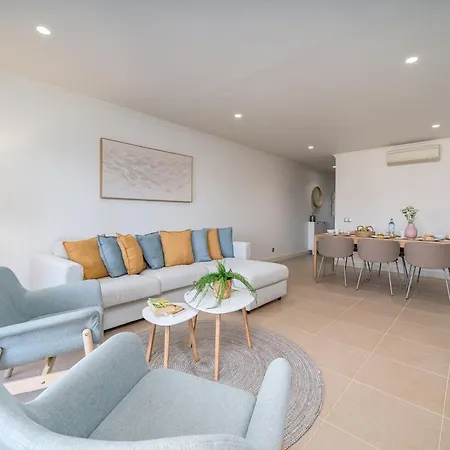 Relaxing Townhouse Near Da With Pool And Garden Oasis *
