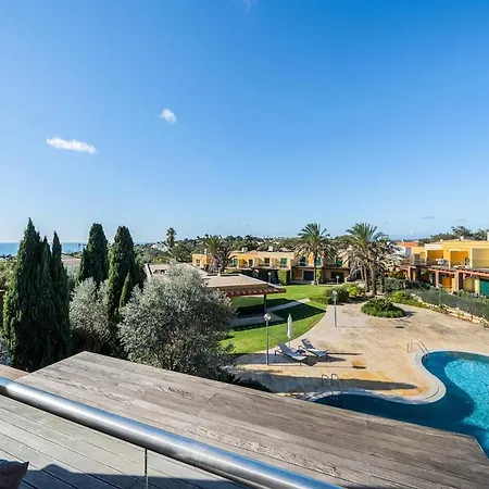 Relaxing Townhouse Near Da With Pool And Garden Oasis