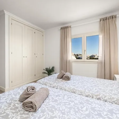Relaxing Townhouse Near Da With Pool And Garden Oasis Lägenhet Luz
